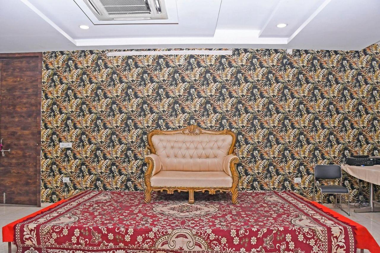 Townhouse 900 Hotel Surya Palace Bhilai Exterior foto