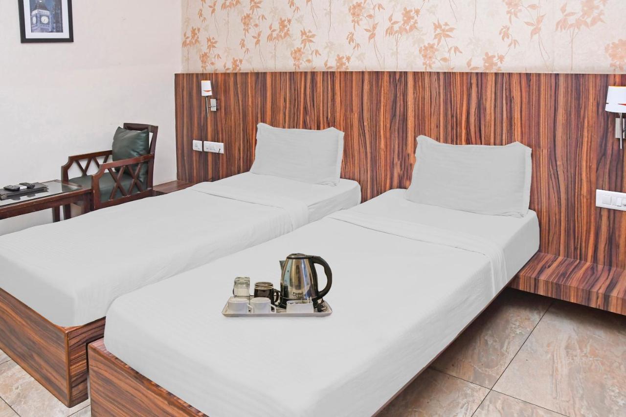 Townhouse 900 Hotel Surya Palace Bhilai Exterior foto