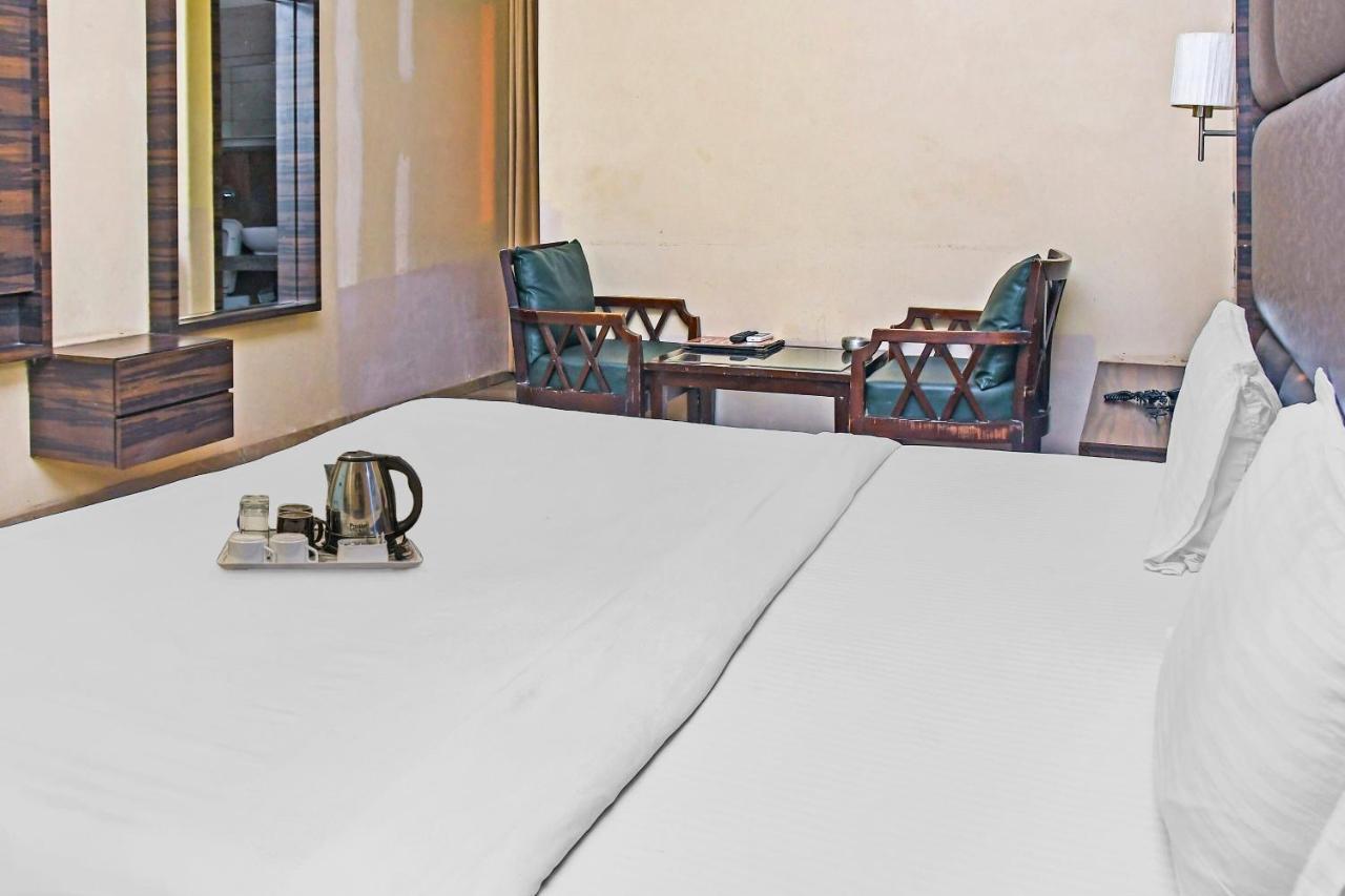 Townhouse 900 Hotel Surya Palace Bhilai Exterior foto
